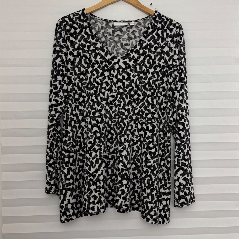 Susan Graver Liquid Knit V-Neck Tunic Top Black White Abstract Print L
